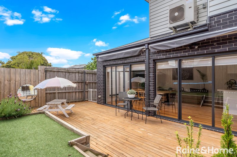 Photo - 5/42 Pasley Street, Sunbury VIC 3429 - Image 6