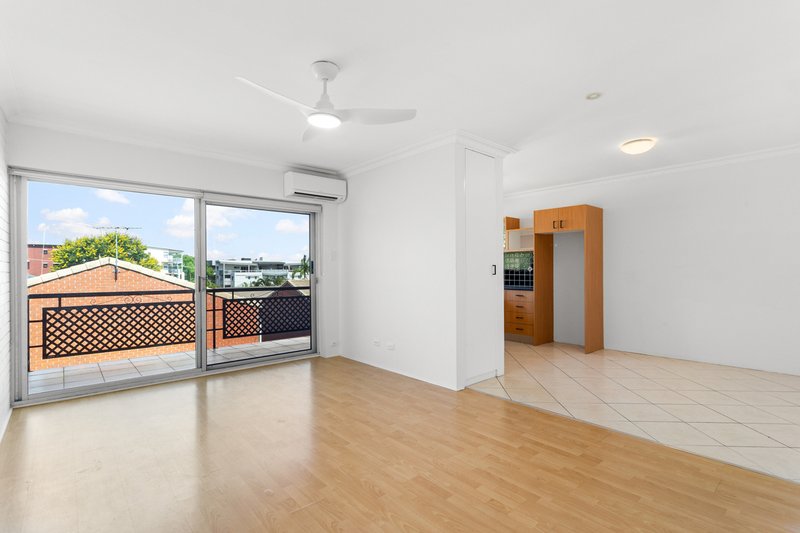 Photo - 5/42 Westacott Street, Nundah QLD 4012 - Image 2