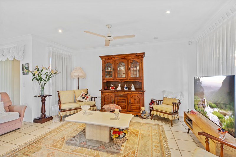 Photo - 5/423 Oxley Drive, Runaway Bay QLD 4216 - Image 6