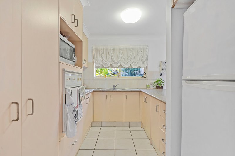Photo - 5/423 Oxley Drive, Runaway Bay QLD 4216 - Image 9