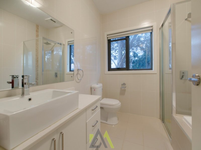 Photo - 5/428 Mcclelland Drive, Langwarrin VIC 3910 - Image 7