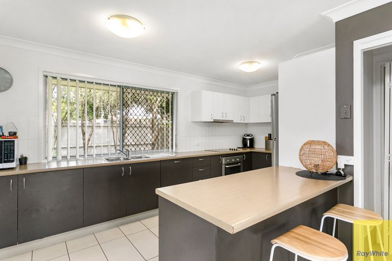 Photo - 5/43 Brisbane Crescent, Deception Bay QLD 4508 - Image 4