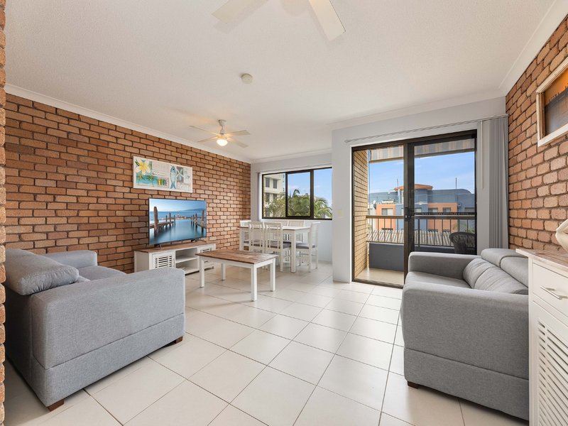 Photo - 5/43 Lower Gay Terrace, Caloundra QLD 4551 - Image 5