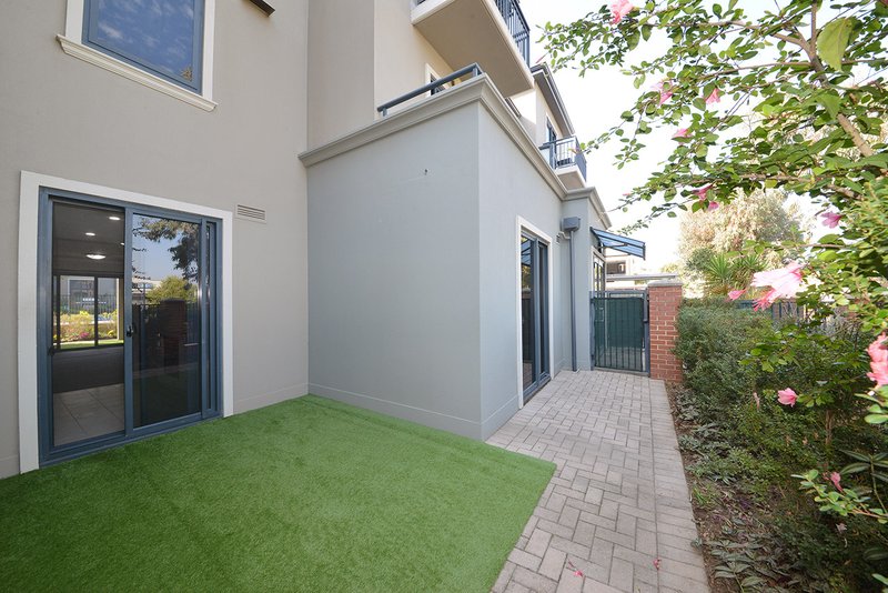 Photo - 54/3 Sunlander Drive, Currambine WA 6028 - Image 2