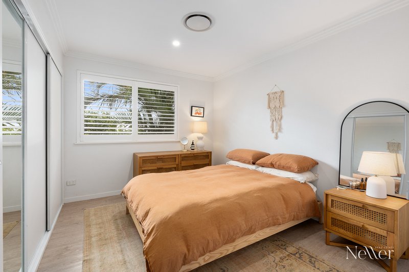 Photo - 5/43 Tingira Crescent, Sunrise Beach QLD 4567 - Image 5