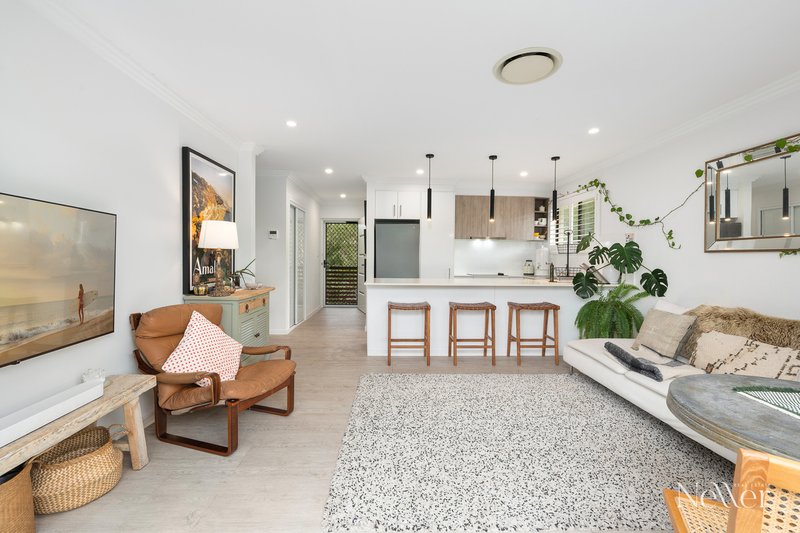 Photo - 5/43 Tingira Crescent, Sunrise Beach QLD 4567 - Image 6