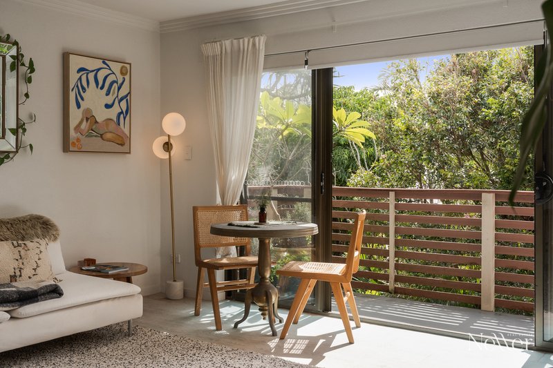 Photo - 5/43 Tingira Crescent, Sunrise Beach QLD 4567 - Image 8