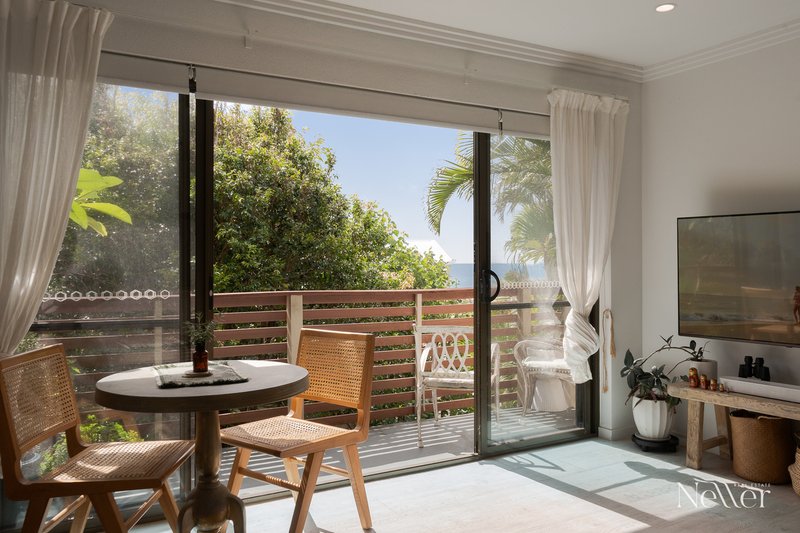 Photo - 5/43 Tingira Crescent, Sunrise Beach QLD 4567 - Image 9