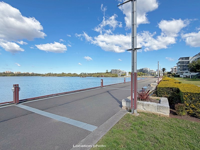 Photo - 543/17 Marine Parade, Wentworth Point NSW 2127 - Image 5