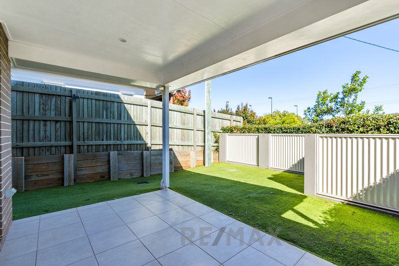 Photo - 5/434 Hume Street, Middle Ridge QLD 4350 - Image 8