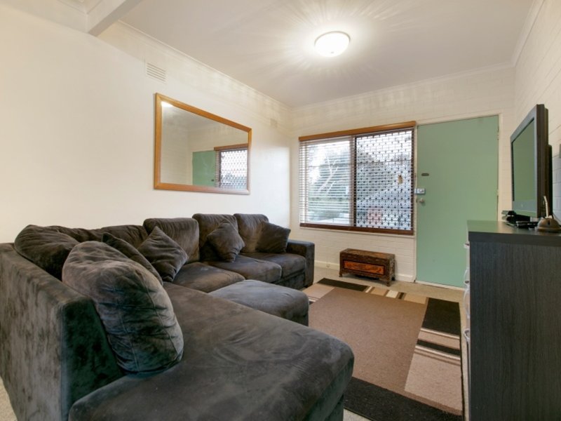 Photo - 5/44 Petrie Street, Frankston VIC 3199 - Image 6