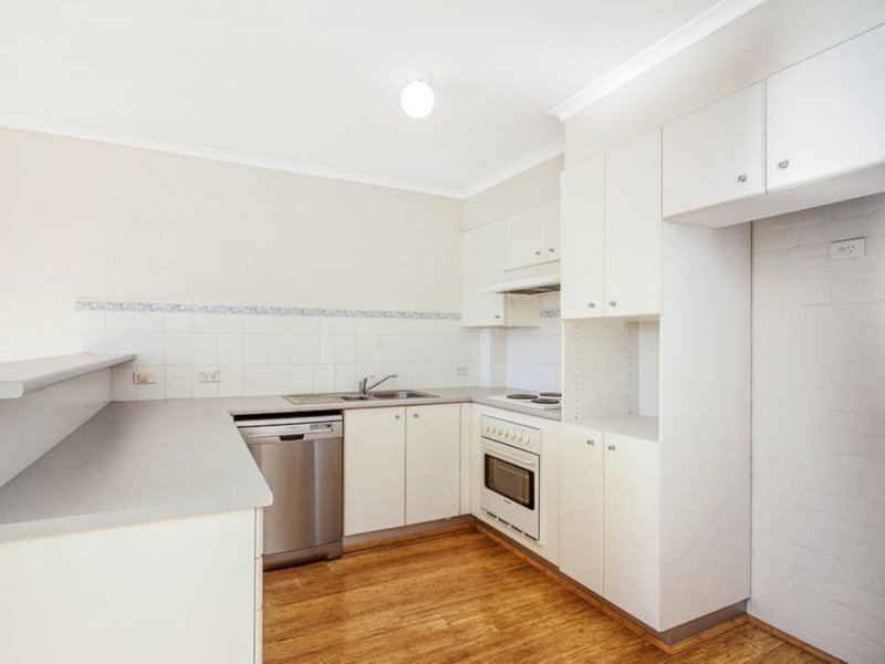 Photo - 54/47 Kennedy Street, Kingston ACT 2604 - Image 2