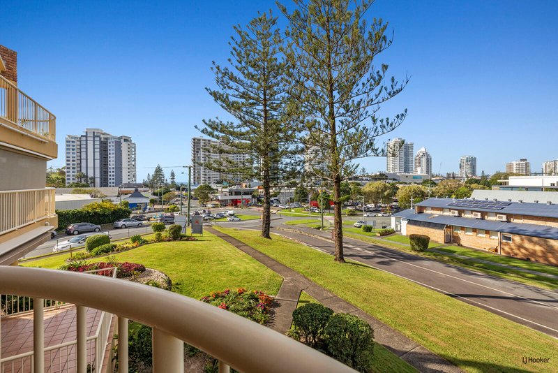 Photo - 5/45 Mclean Street, Coolangatta QLD 4225 - Image 18