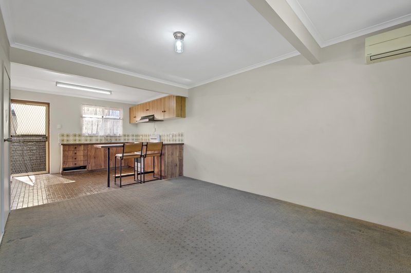 Photo - 5/45 O'Connell Street, Barney Point QLD 4680 - Image 6