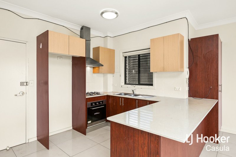 Photo - 5/45 Station Street, Fairfield NSW 2165 - Image 3