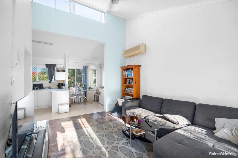 Photo - 5/454 Esplanade , Torquay QLD 4655 - Image 4