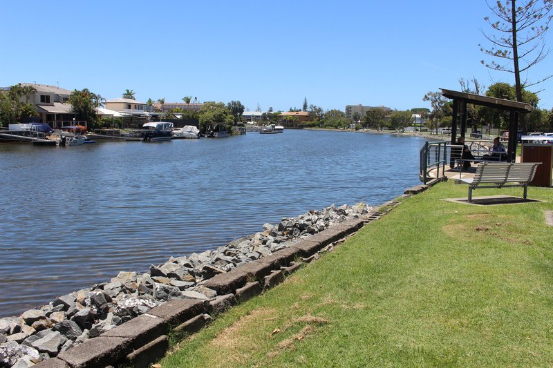 Photo - 5/46 Brighton Street, Biggera Waters QLD 4216 - Image 15