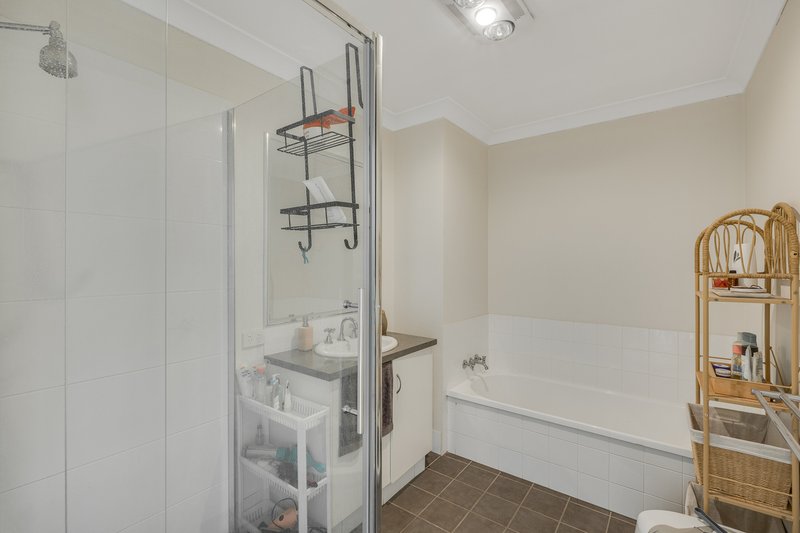 Photo - 5/46 Gordon Avenue, Newtown QLD 4350 - Image 8