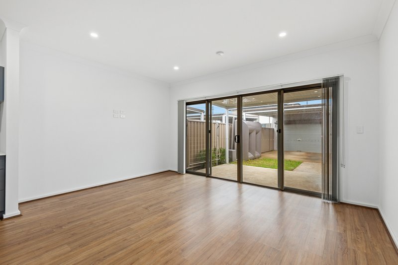 Photo - 546 Heysen Boulevard, Mount Barker SA 5251 - Image 6