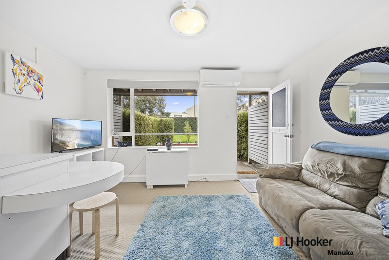 Photo - 5/46 Mcmillan Crescent, Narrabundah ACT 2604 - Image 2