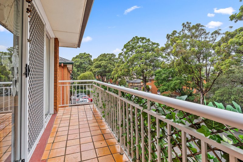 Photo - 5/46 Victoria Avenue, Penshurst NSW 2222 - Image 2