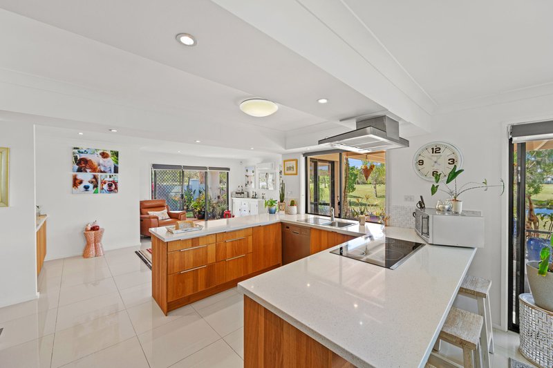 Photo - 54/60-76 Caseys Road, Hope Island QLD 4212 - Image 3