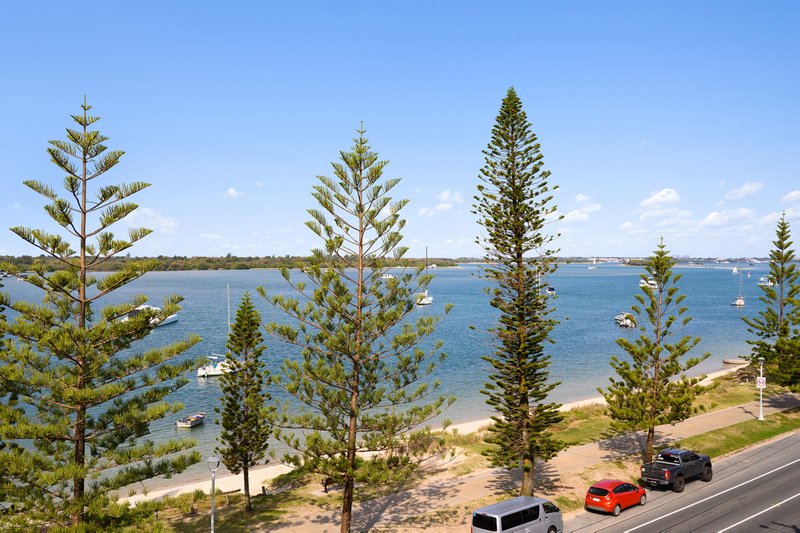 Photo - 5/460 Marine Parade, Biggera Waters QLD 4216 - Image 16