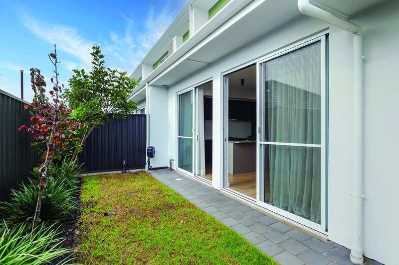 Photo - 546a Brighton Road, South Brighton SA 5048 - Image 17