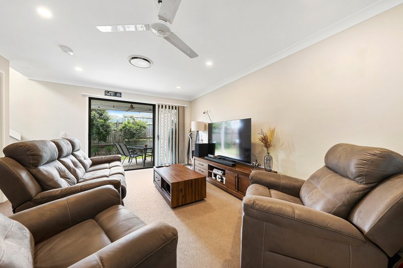 Photo - 5/47 Gawler Crescent, Bracken Ridge QLD 4017 - Image 2