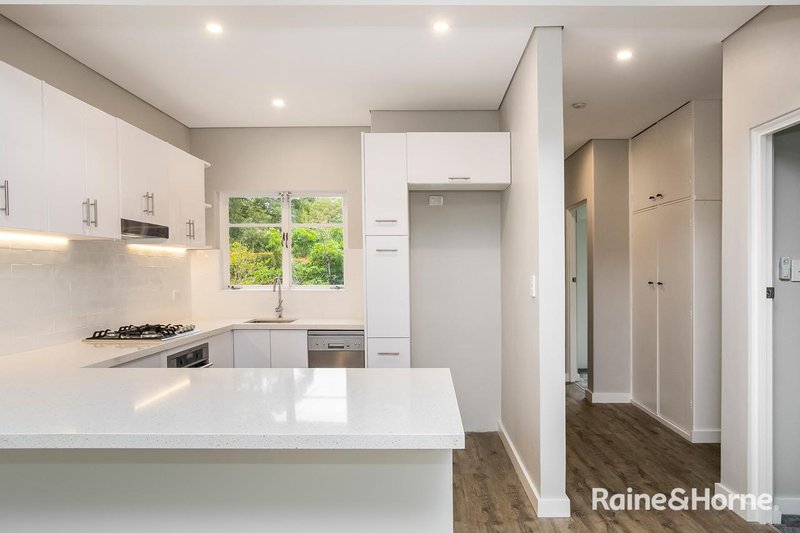 Photo - 5/47 Grandview Street, Pymble NSW 2073 - Image 2