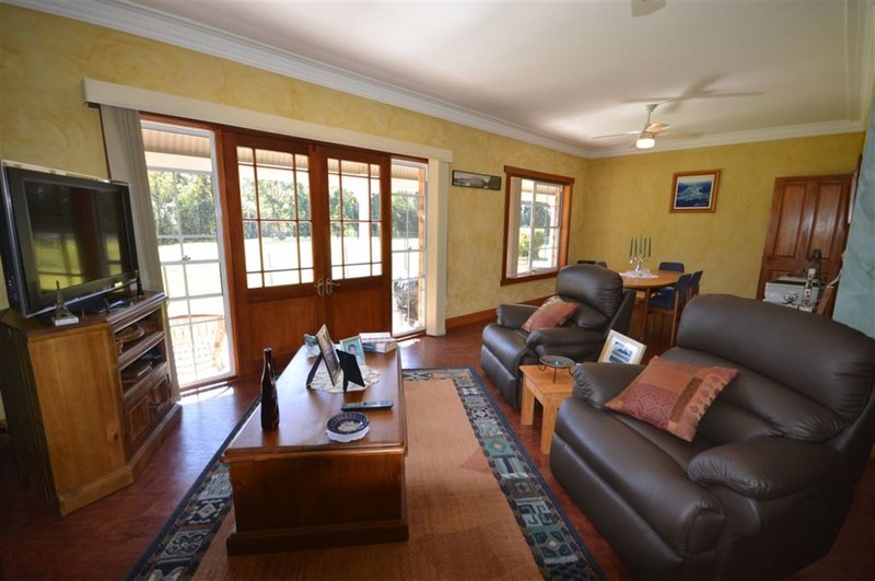 Photo - 547 Hannam Vale Road, Stewarts River NSW 2443 - Image 4