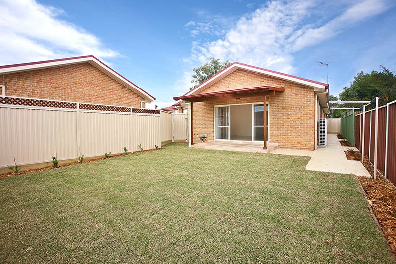 Photo - 5/48-50 Amy Road, Peakhurst NSW 2210 - Image 4