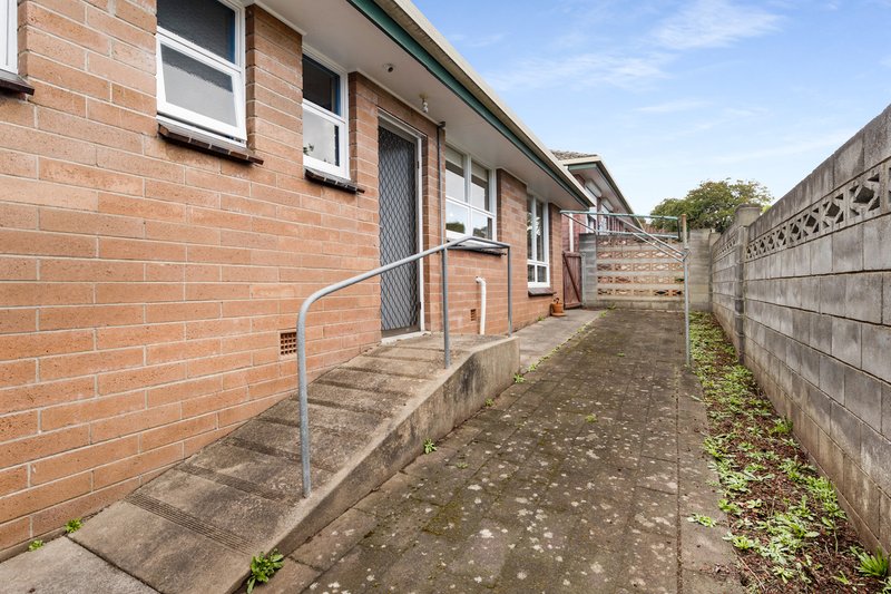 Photo - 5/48 Lake Terrace East , Mount Gambier SA 5290 - Image 13