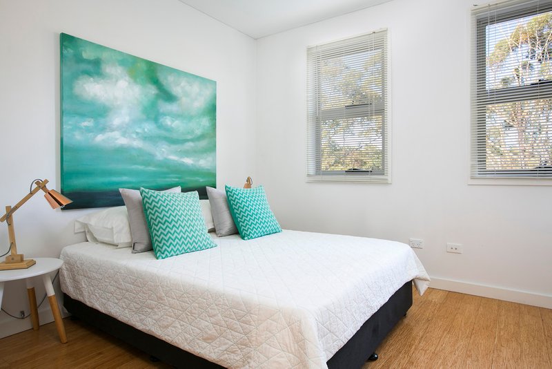 Photo - 5/483 Crown Street, Wollongong NSW 2500 - Image 5