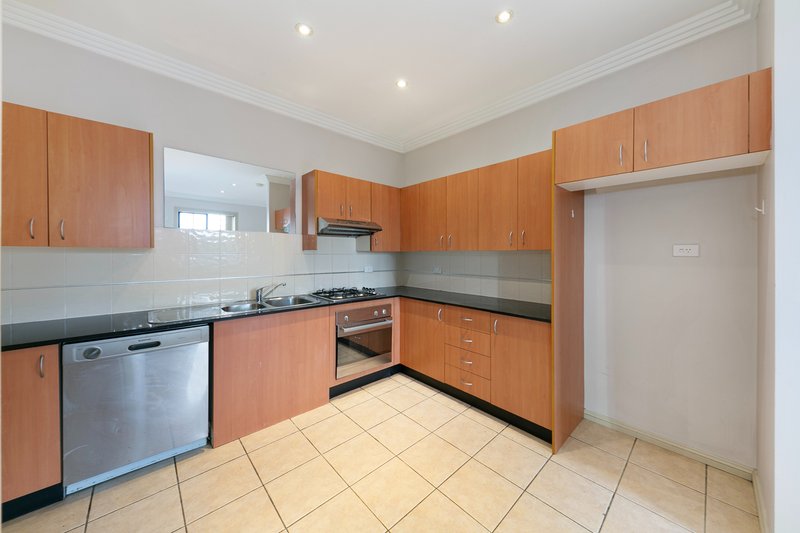 Photo - 5/49 Burnett Street, Merrylands NSW 2160 - Image 2