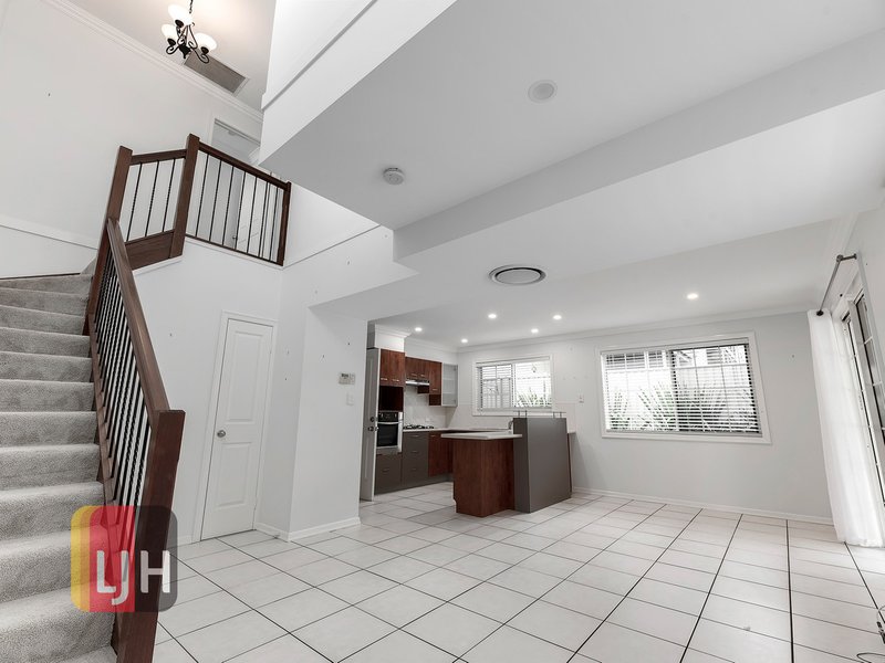 Photo - 5/49 Clifford Street, Stafford QLD 4053 - Image 2