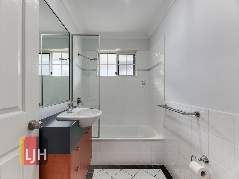 Photo - 5/49 Clifford Street, Stafford QLD 4053 - Image 10