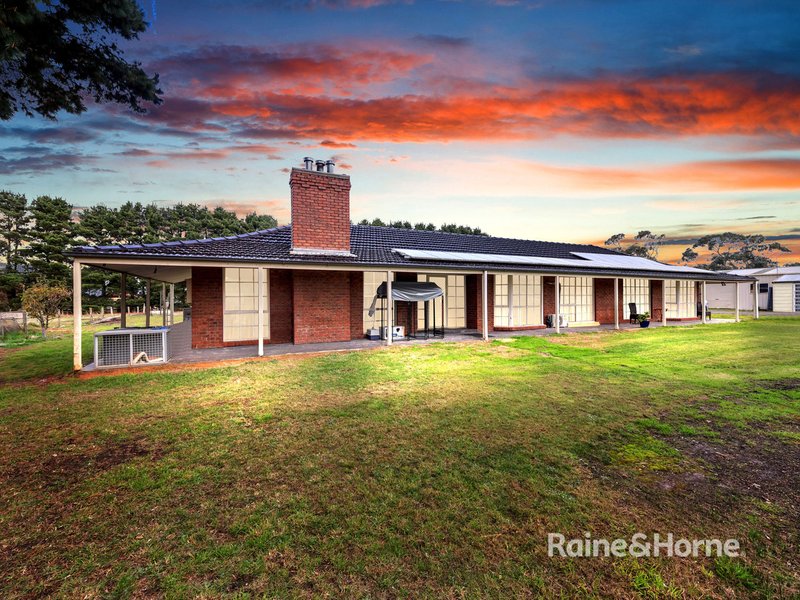 Photo - 5493 Geelong - Ballan Road, Ballan VIC 3342 - Image 8