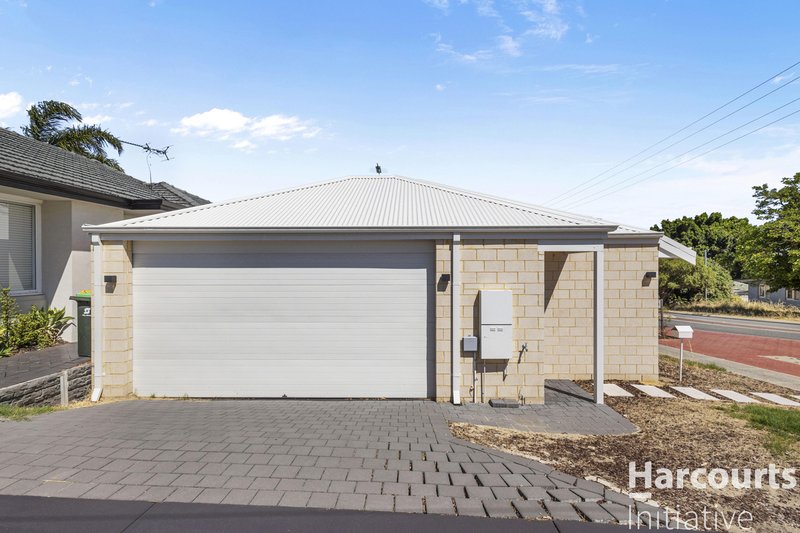 Photo - 54A Dallington Crescent, Balga WA 6061 - Image 16