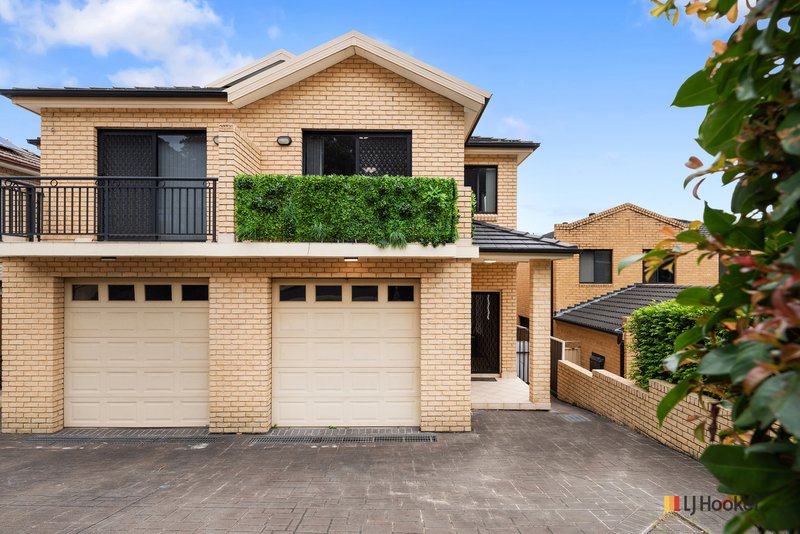 Photo - 54A Dowling Street, Bardwell Valley NSW 2207 - Image 1