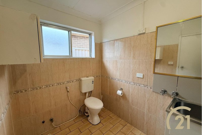 Photo - 54a Eyre Street, Smithfield NSW 2164 - Image 4