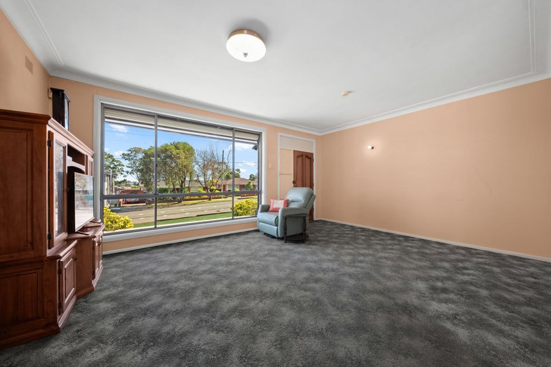 Photo - 54a Fairfield Road, Guildford NSW 2161 - Image 4