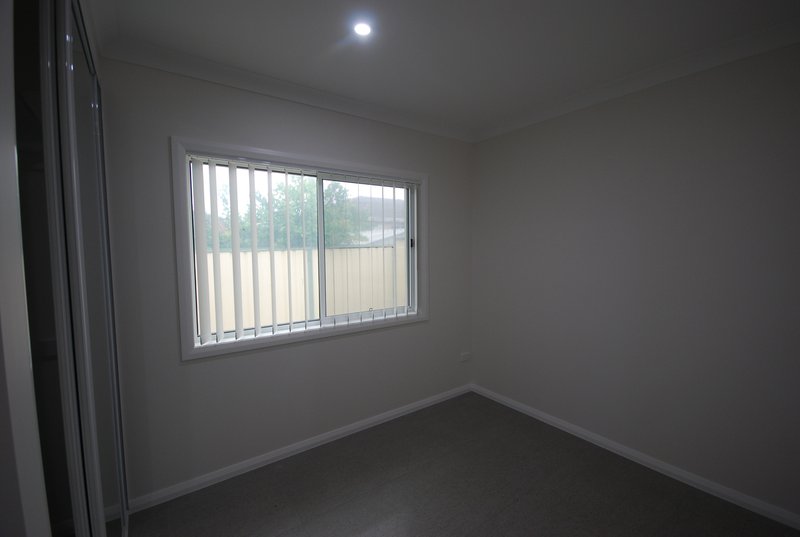 Photo - 54a Glen Elgin Crescent, Edensor Park NSW 2176 - Image 5