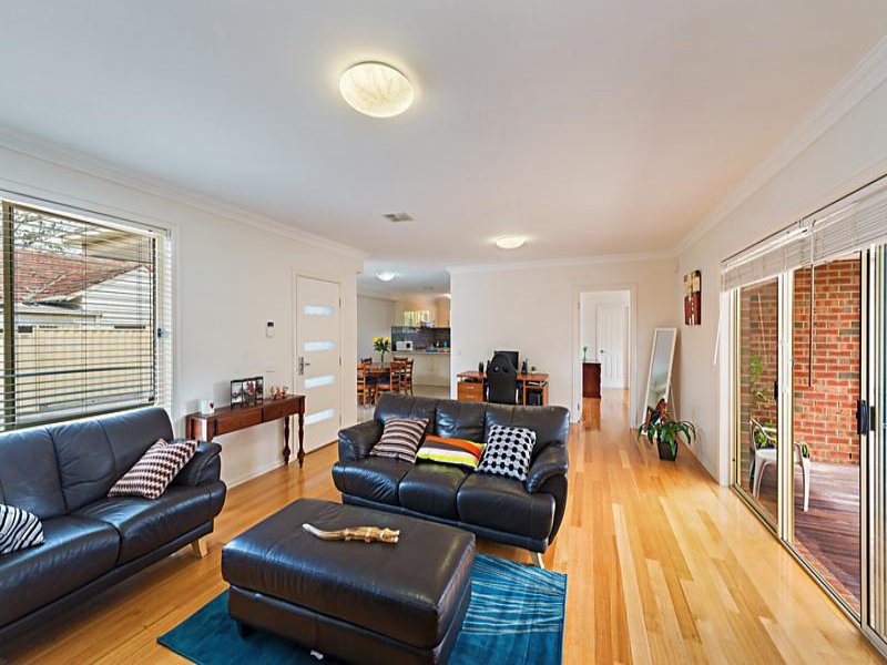 Photo - 54a Regent Street, Preston VIC 3072 - Image 2