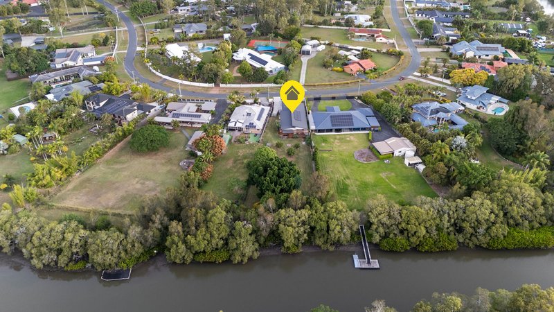 Photo - 54A Riverdowns Crescent, Helensvale QLD 4212 - Image 2