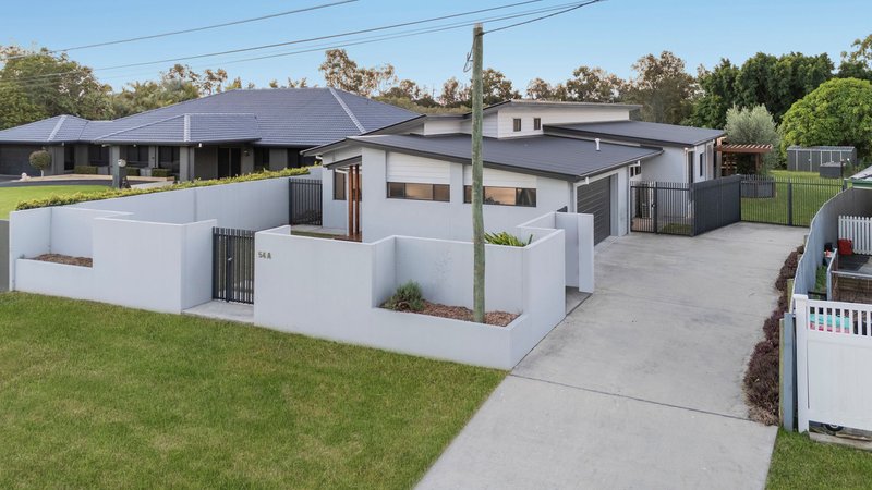 Photo - 54A Riverdowns Crescent, Helensvale QLD 4212 - Image 4