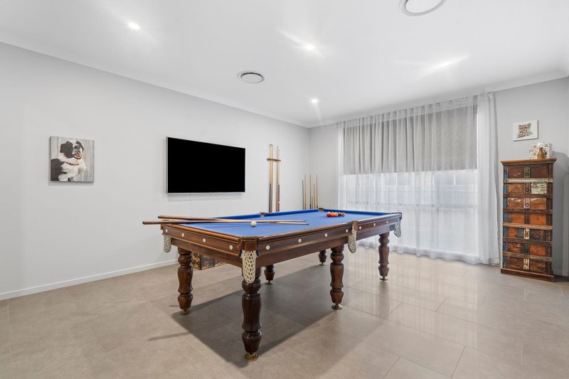 Photo - 54A Riverdowns Crescent, Helensvale QLD 4212 - Image 15