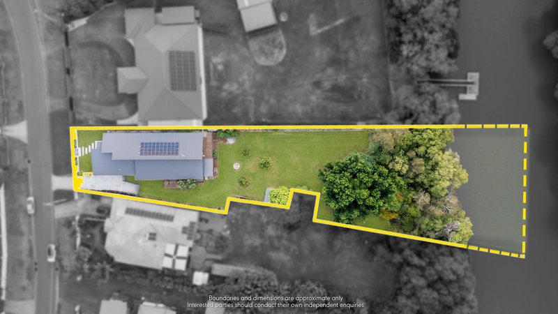 Photo - 54A Riverdowns Crescent, Helensvale QLD 4212 - Image 23