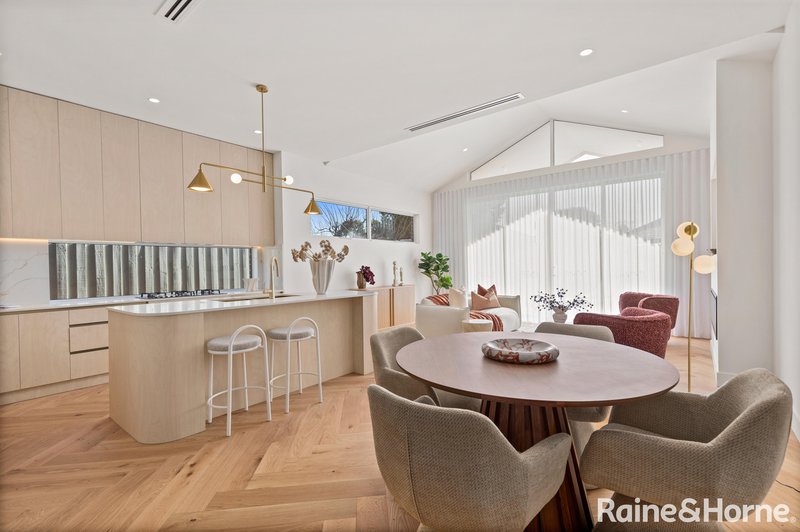 Photo - 54A Sutherland Street, Hadfield VIC 3046 - Image 6