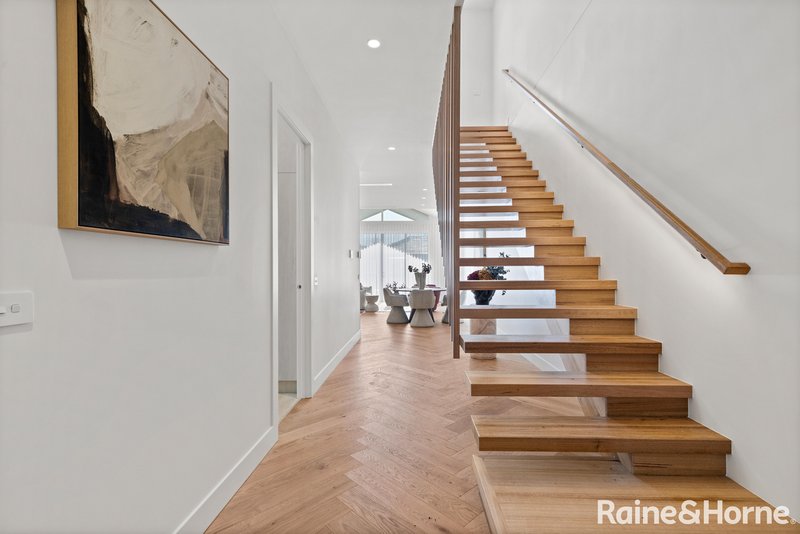 Photo - 54A Sutherland Street, Hadfield VIC 3046 - Image 9